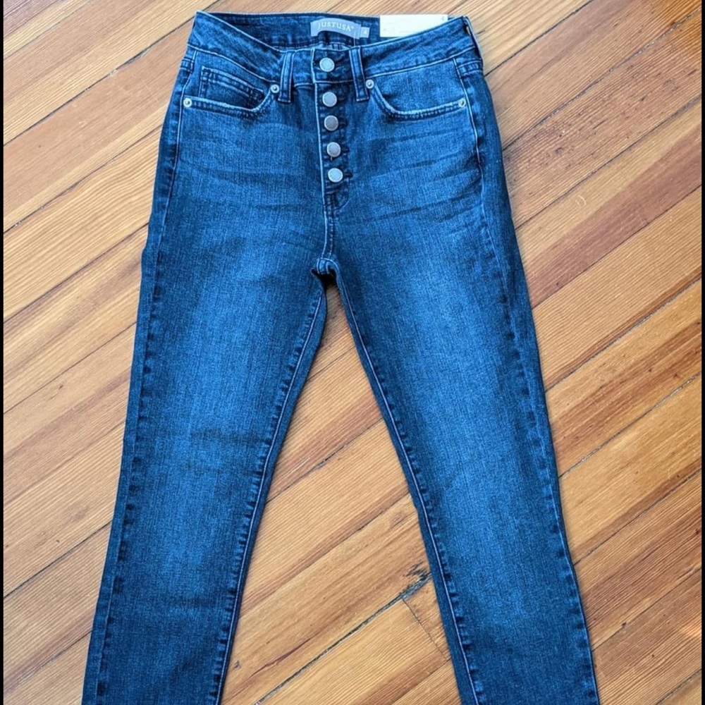 Button-fly Jeans